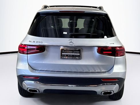 Used 2026 Mercedes-Benz GLB 250 4MATIC image 6