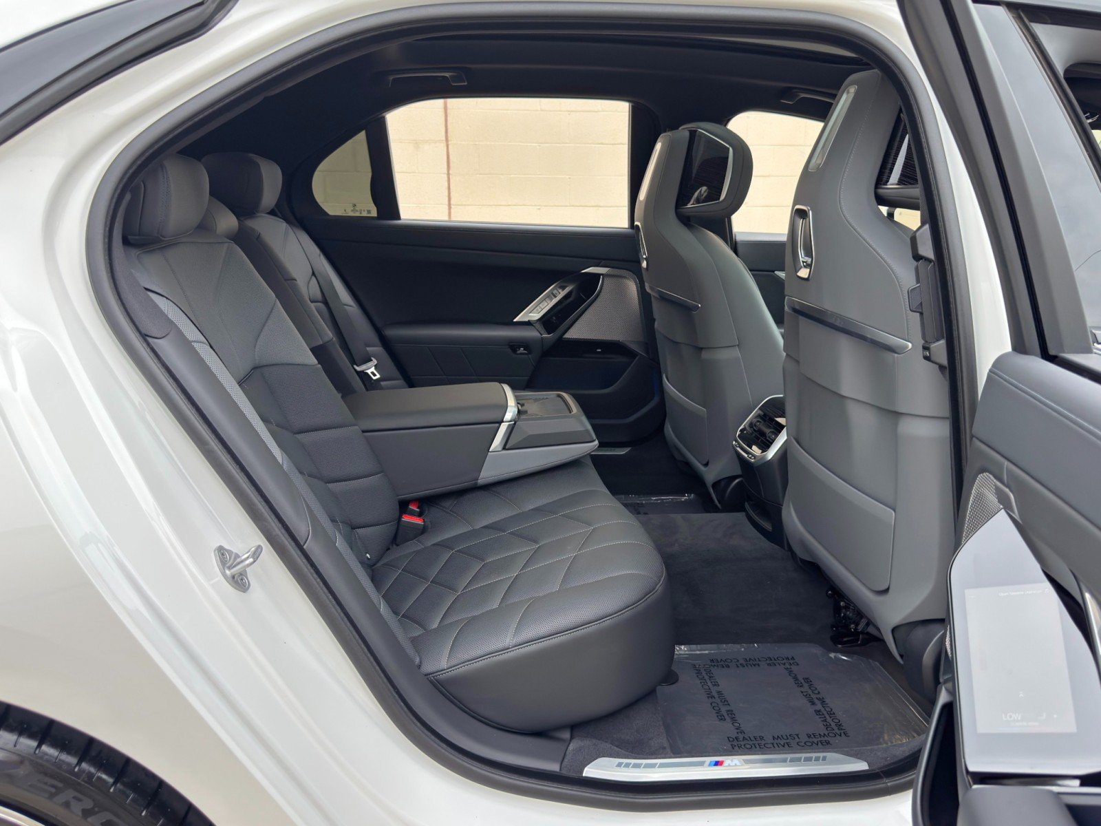 Used 2023 BMW 740i RWD image 53