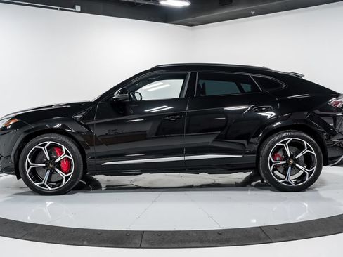 Used 2020 Lamborghini Urus AWD/4WD image 6