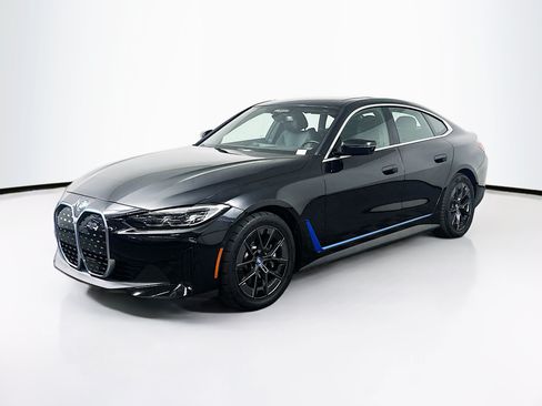 Used 2024 BMW i4 eDrive40 RWD image 3
