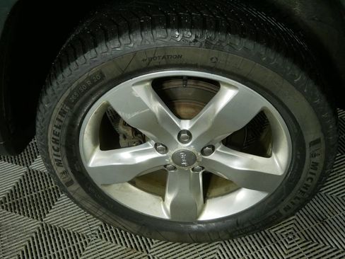 Used 2013 Jeep Grand Cherokee Overland Summit image 8