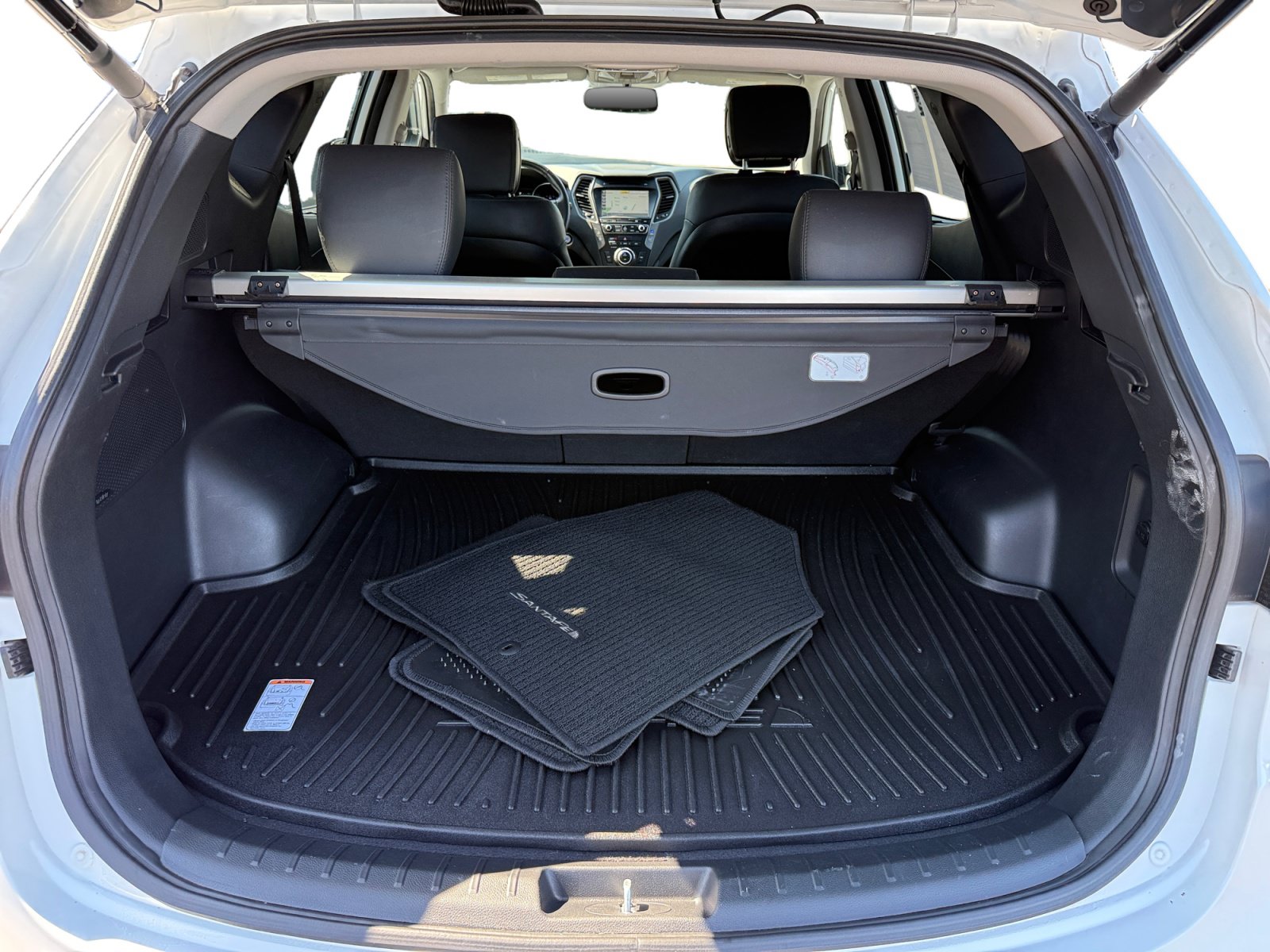 Used 2017 Hyundai Santa Fe Sport FWD image 17