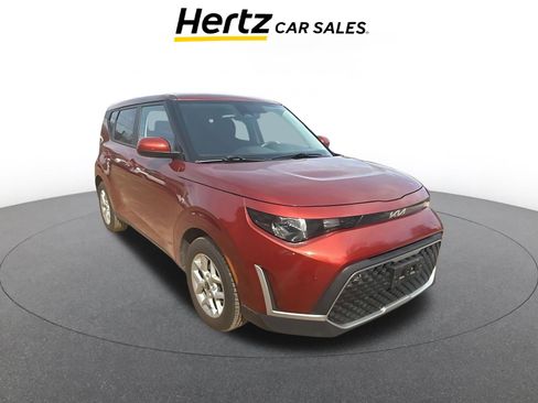 Used 2025 Kia Soul LX w/ LX Technology Package image 1