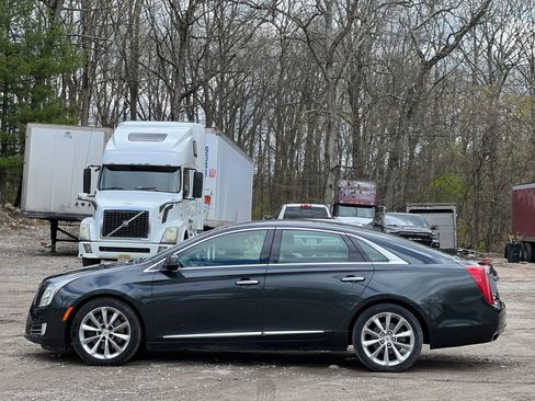 Used 2014 Cadillac XTS Luxury AWD/4WD image 3