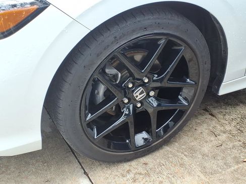 Used 2025 Honda Civic Sport image 13