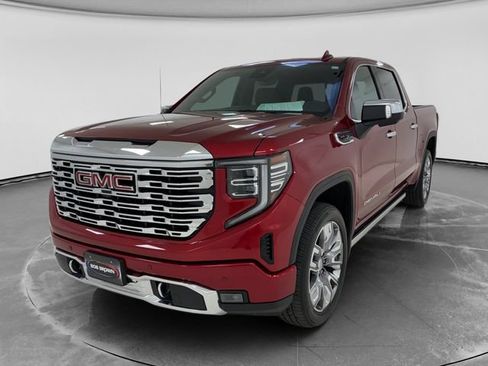Used 2024 GMC Sierra 1500 Denali AWD/4WD image 7