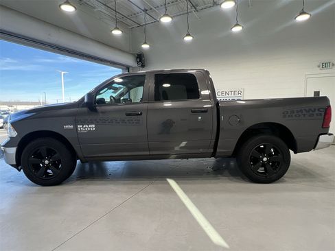 Used 2023 RAM 1500 Classic SLT image 5