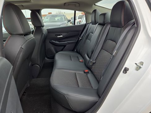 New 2026 Nissan Sentra SR w/ SR Premium Package FWD image 17