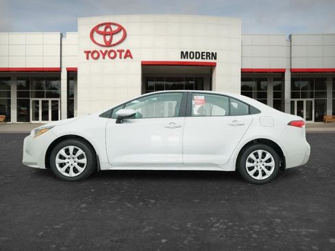 New 2026 Toyota Corolla LE FWD image 20