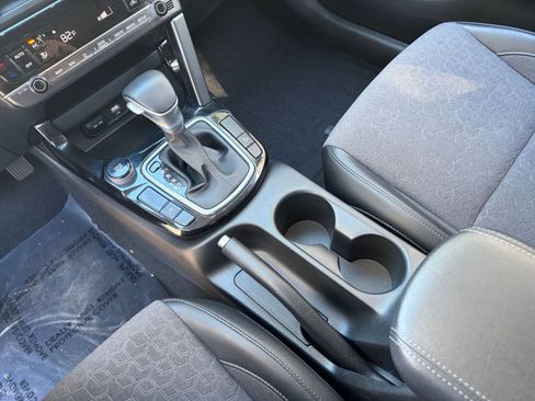 Used 2025 Kia Seltos S image 37