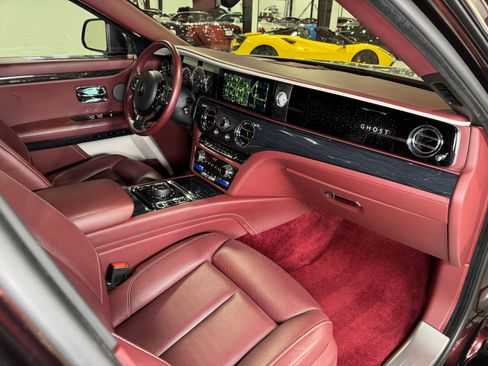 Used 2021 Rolls-Royce Ghost image 18
