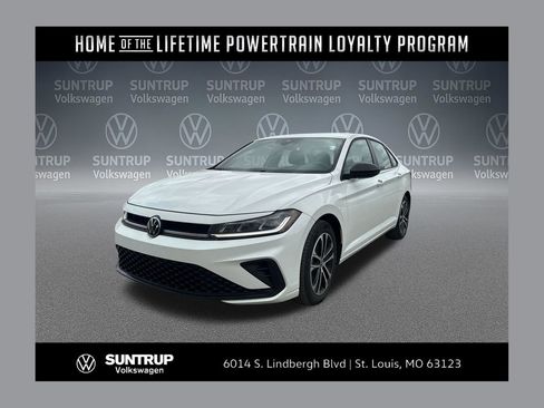 Used 2025 Volkswagen Jetta Sport FWD image 1