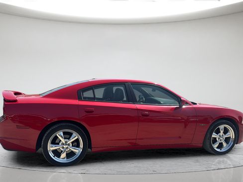Used 2013 Dodge Charger R/T RWD image 5