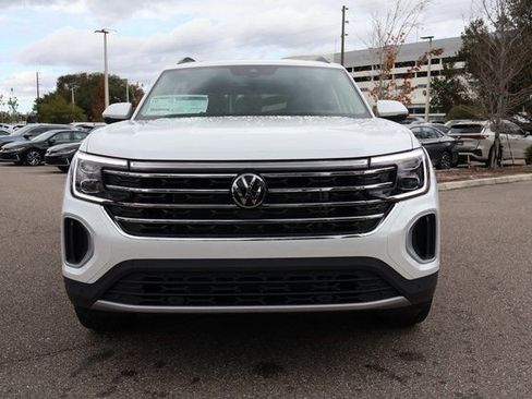 New 2026 Volkswagen Atlas SE image 2