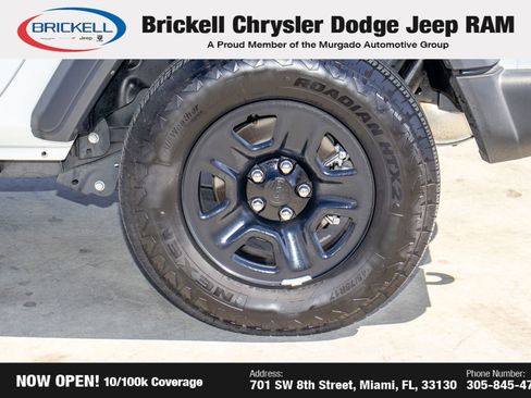 Used 2024 Jeep Wrangler Sport image 33