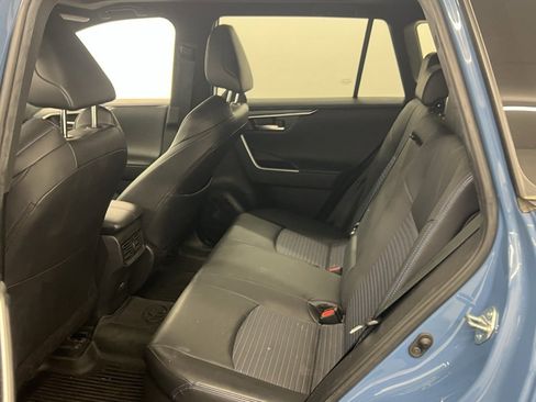 Used 2022 Toyota RAV4 XSE image 9