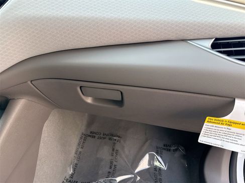 Used 2024 Chevrolet Malibu LS image 34