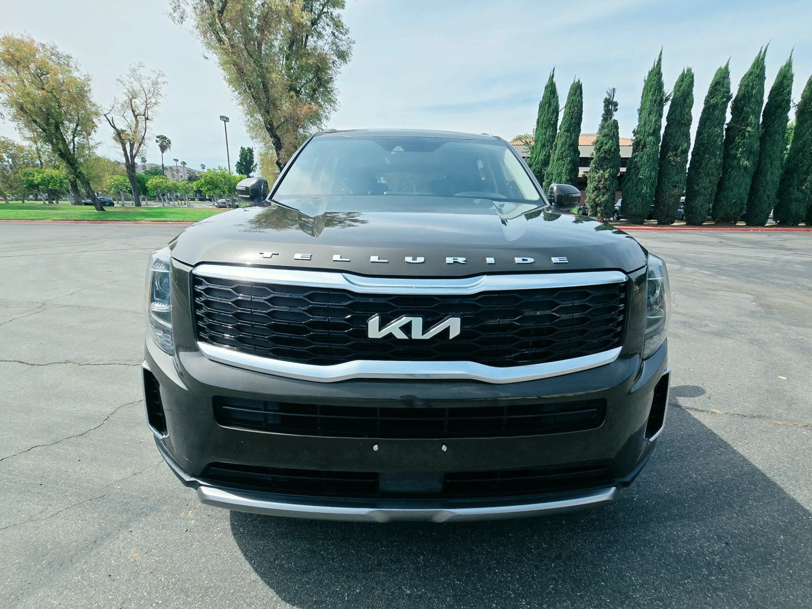 Used 2022 Kia Telluride S FWD image 2