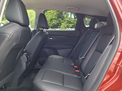 New 2026 Nissan Murano SV AWD/4WD image 15