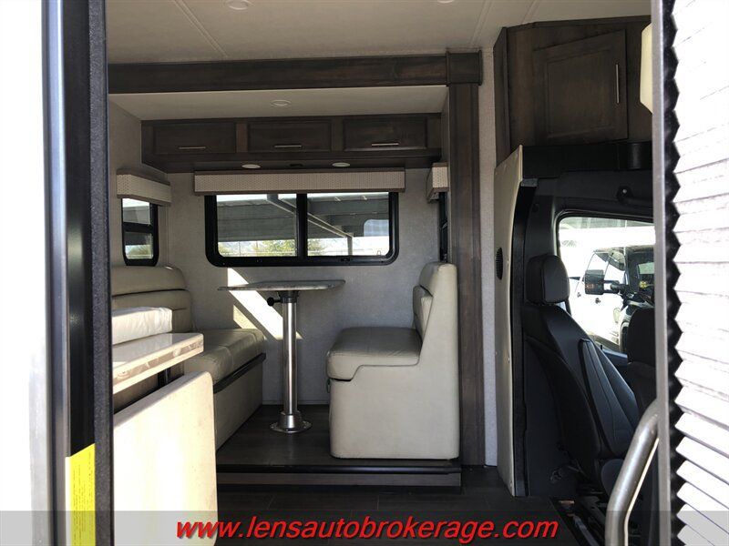 Used 2019 Mercedes-Benz Sprinter 170 image 14