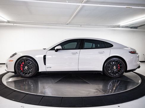 Used 2022 Porsche Panamera GTS AWD/4WD image 2
