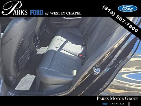 Used 2019 BMW 330i 330i w/ M Sport Package image 14