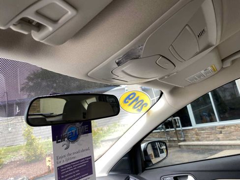 Used 2019 Ford Escape SE AWD/4WD image 25