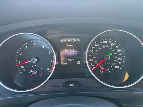 Certified 2021 Volkswagen Tiguan SE R-Line image 21