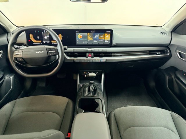 Used 2025 Kia K4 FWD image 31
