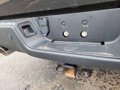Used 2021 RAM 1500 Classic Warlock AWD/4WD image 9
