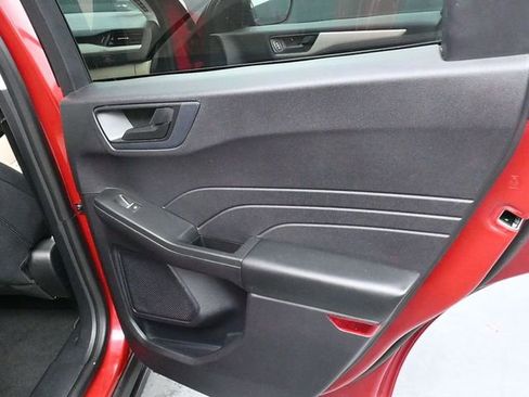 Used 2022 Ford Escape SE w/ Convenience Package image 12