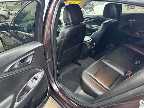Used 2016 Chevrolet Malibu LT w/ Leather Package image 18