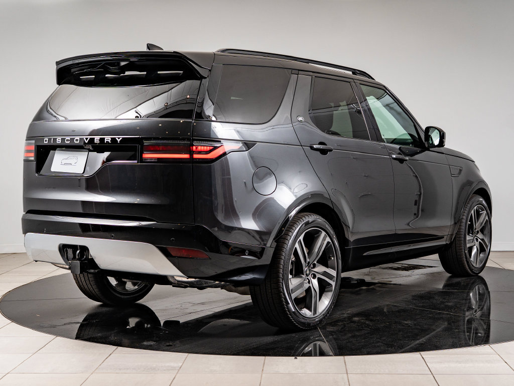 New 2026 Land Rover Discovery Limited Edition AWD/4WD image 10