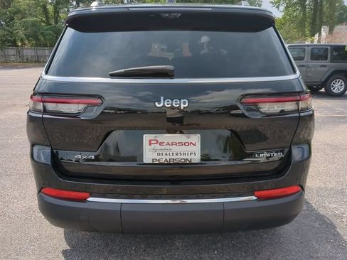 Used 2023 Jeep Grand Cherokee L Limited w/ Luxury Tech Group II AWD/4WD image 5