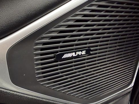 Used 2023 Jeep Wagoneer Series II image 12