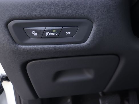 New 2026 BMW X5 xDrive40i w/ Climate Comfort Package image 28