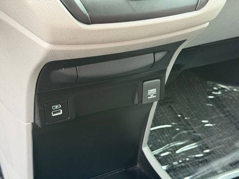 Used 2024 Honda Odyssey EX image 22