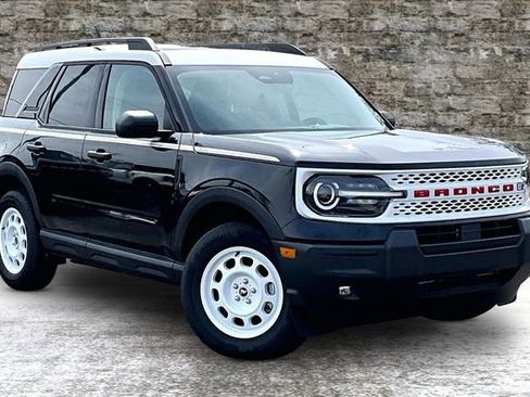New 2025 Ford Bronco Sport Heritage w/ Convenience Package AWD/4WD image 1