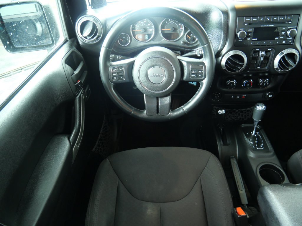 Used 2014 Jeep Wrangler Unlimited Sport w/ Quick Order Package 24S AWD/4WD image 19