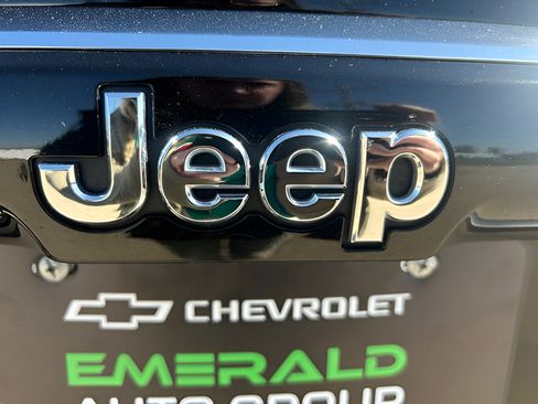 Used 2015 Jeep Compass FWD image 8