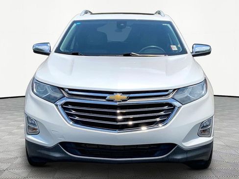 Used 2018 Chevrolet Equinox Premier FWD image 2
