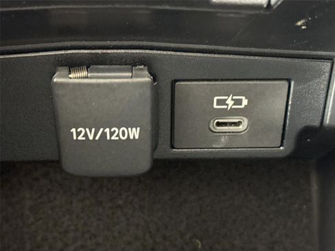 Certified 2023 Toyota Corolla Cross LE image 44