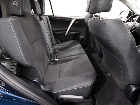 Used 2018 Toyota RAV4 XLE w/ Plus Extra Value Package AWD/4WD image 17