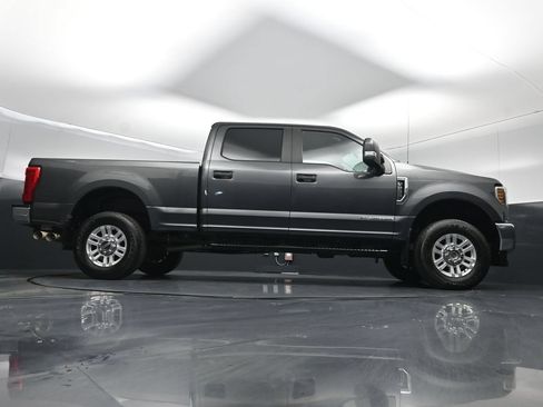 Used 2019 Ford F250 XL w/ STX Appearance Package AWD/4WD image 39