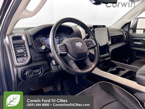 Used 2024 RAM 3500 Laramie AWD/4WD image 3