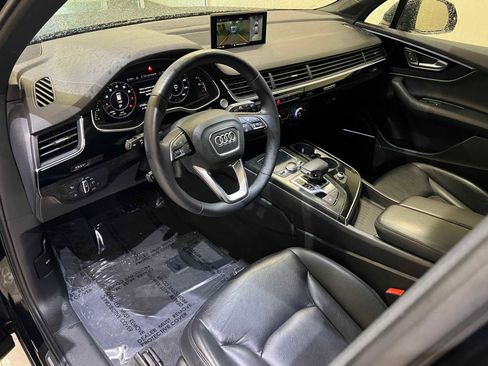 Used 2019 Audi Q7 3.0T Premium Plus w/ Premium Plus Package image 2