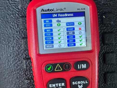 Used 2021 Nissan NV 1500 SV image 7