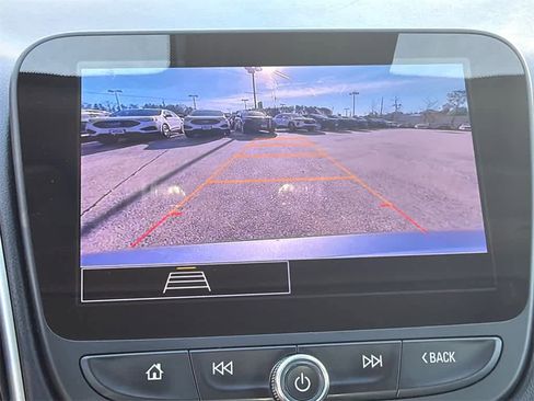 Used 2023 Chevrolet Malibu LT image 28