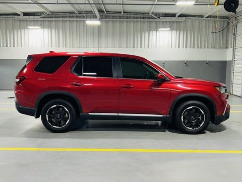 New 2025 Honda Pilot EX-L image 15
