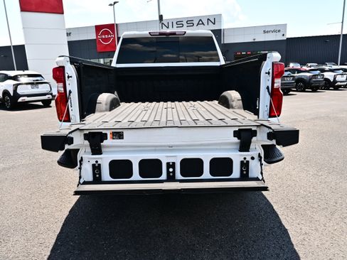 Used 2022 Chevrolet Silverado 2500 High Country AWD/4WD image 10